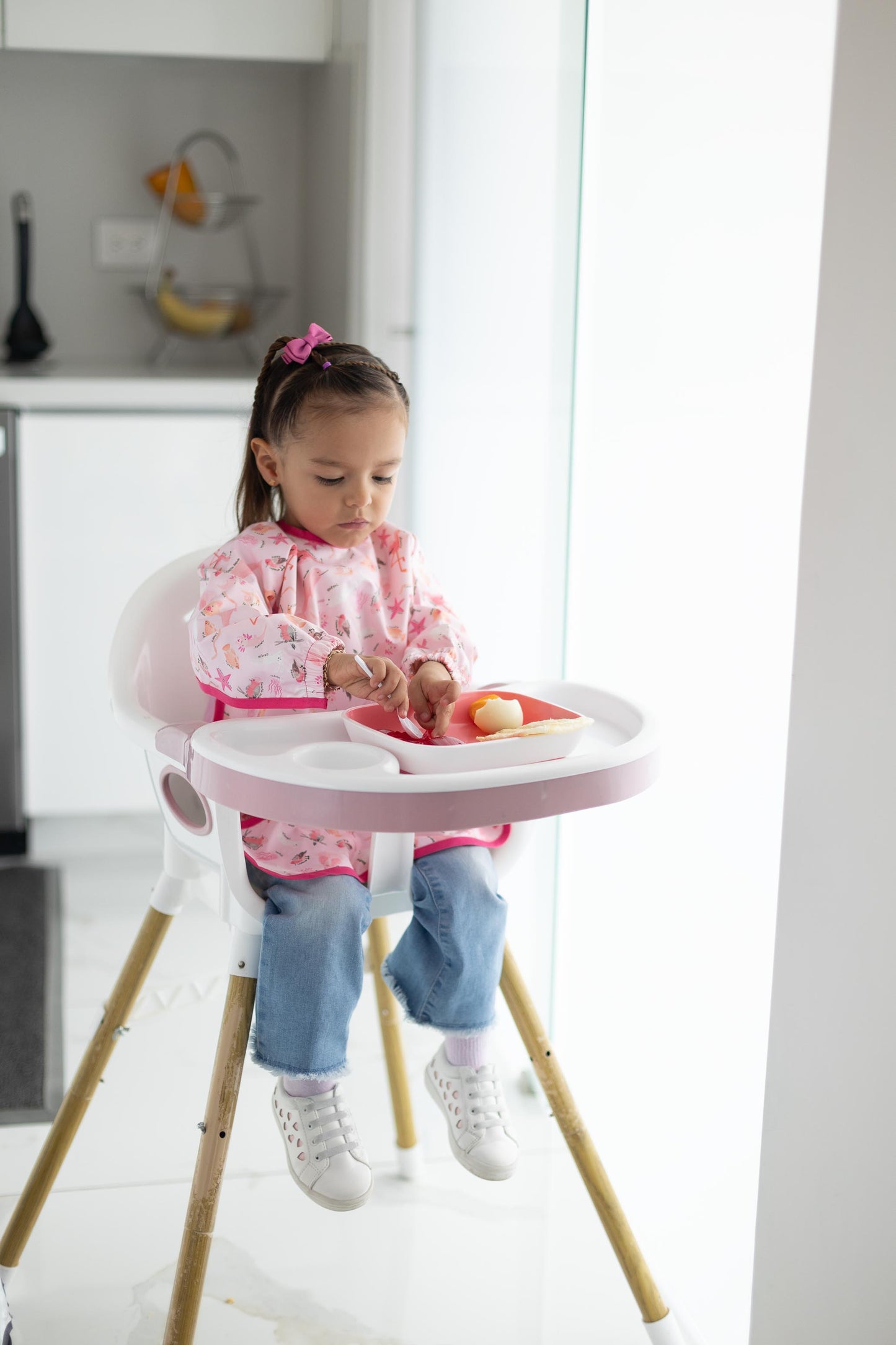 Babero Manga Larga 2-4 años – Rosado 💕