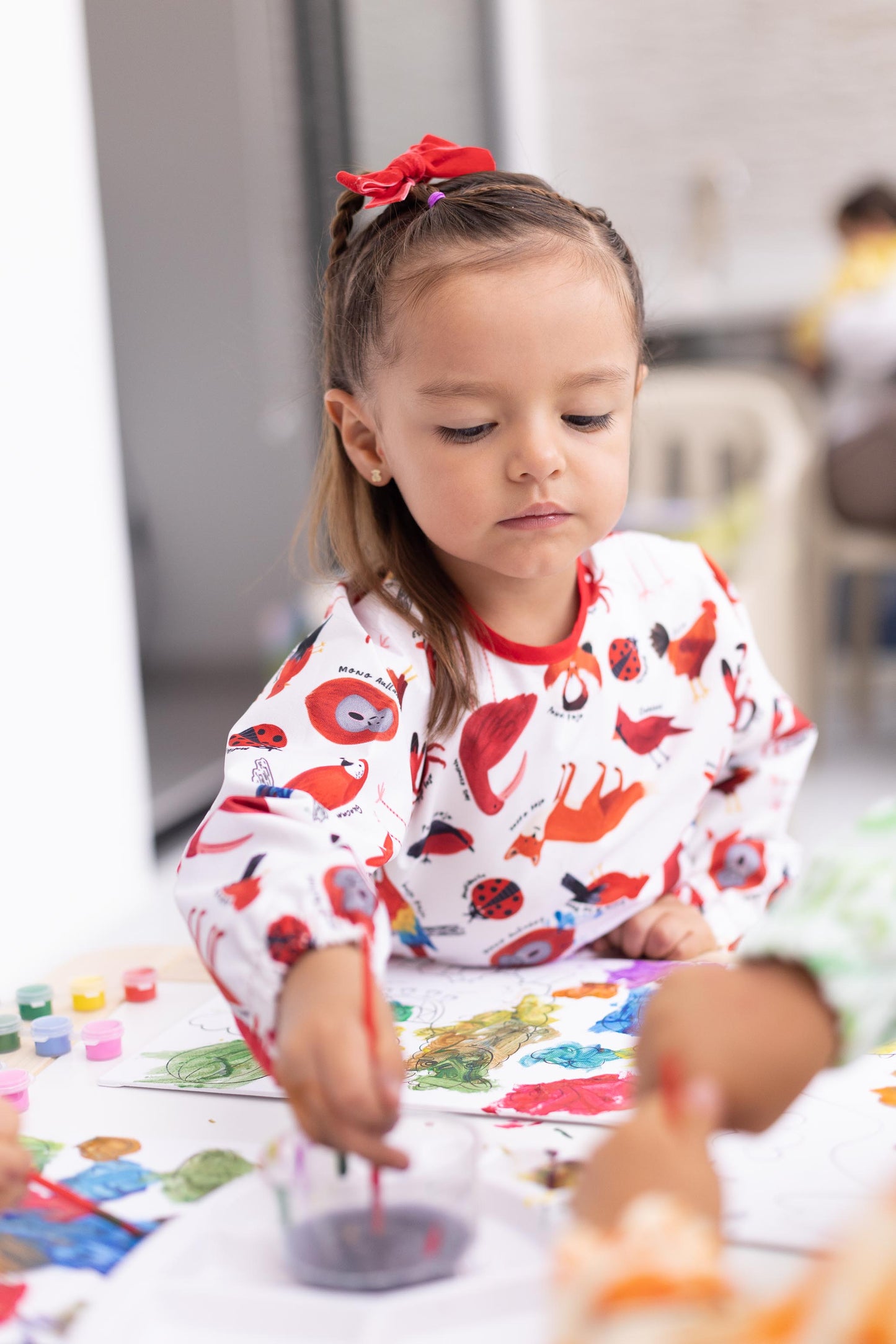 Babero Manga Larga 2- 4 años – Rojo ❤️