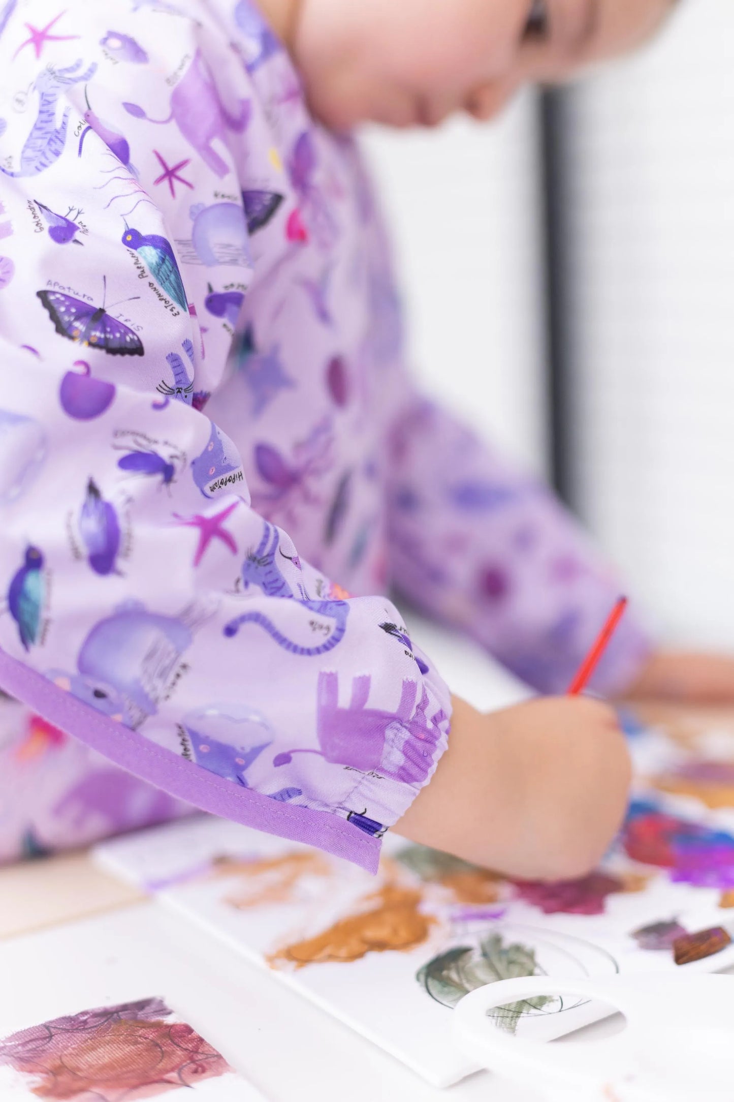 Babero Manga Larga 2 - 4 años– Morado 💜